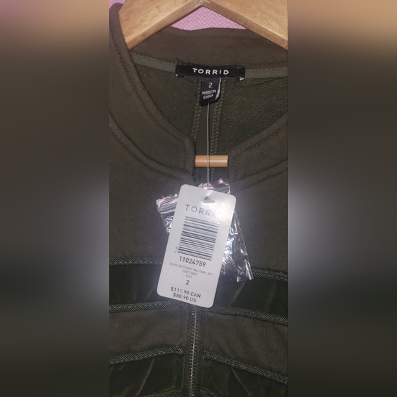 Torrid Size 2 Green Zip Front Military Jacket - Picture 3 of 4